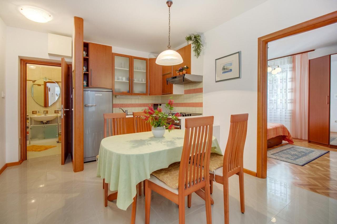 Apartman Mirjana 1 Mali Lošinj Esterno foto